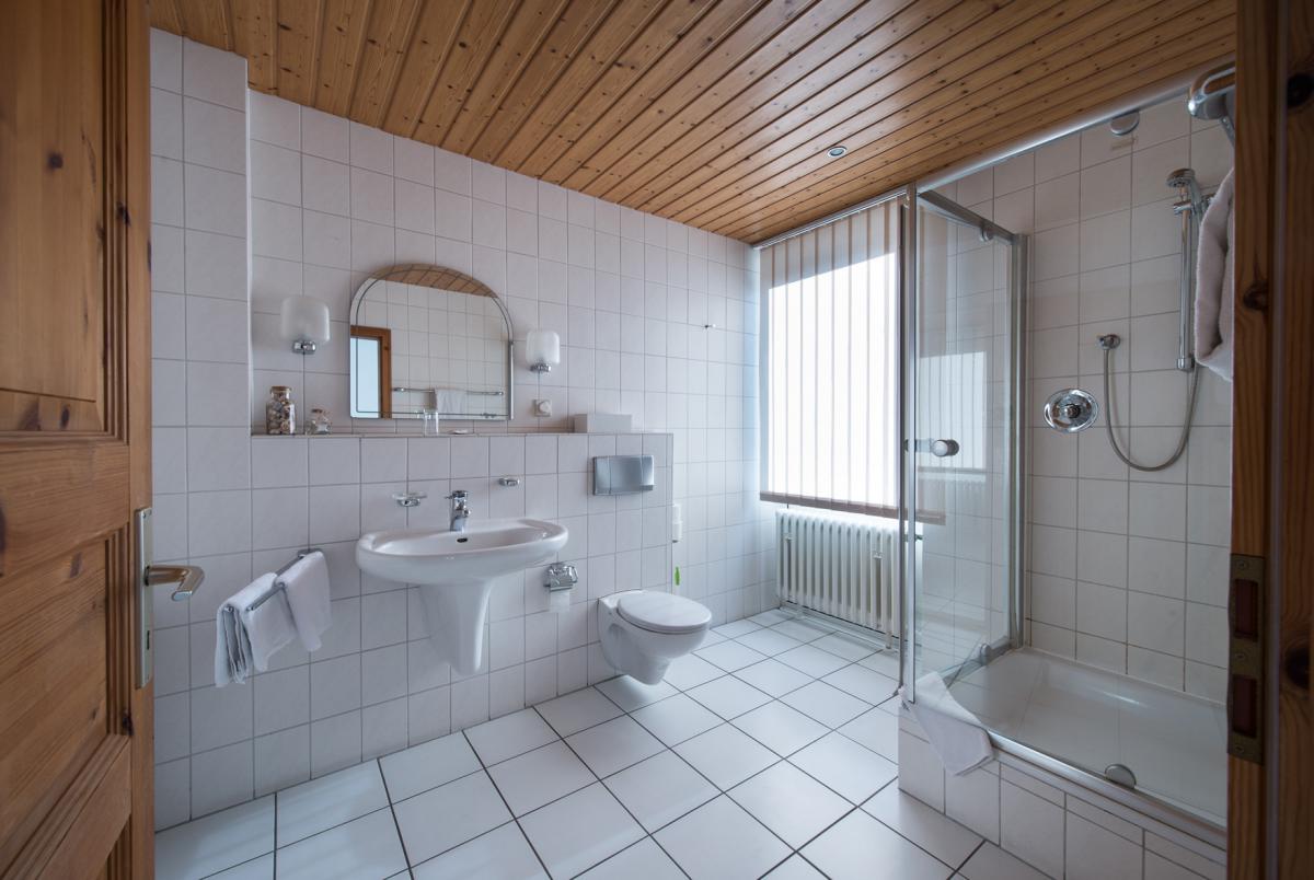 Frankfurter Straße 176, 34134 Kassel (SOVA Guesthouse)