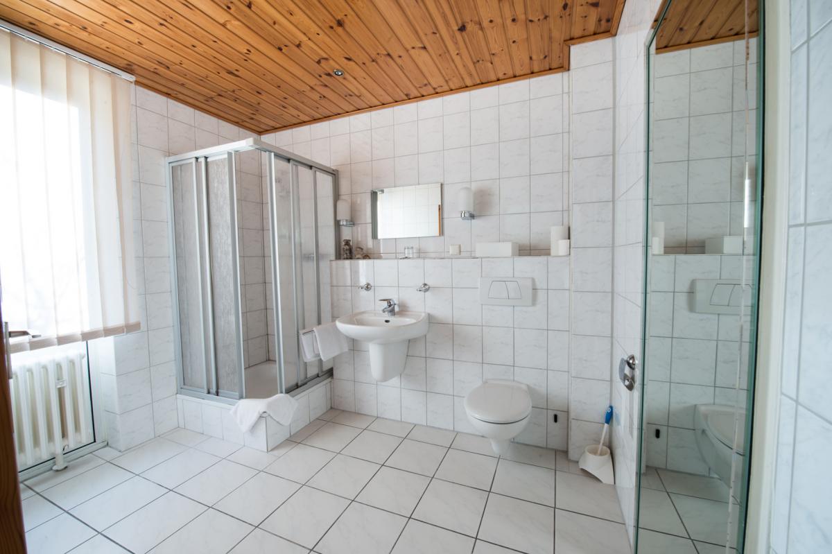 Frankfurter Straße 176, 34134 Kassel (SOVA Guesthouse)