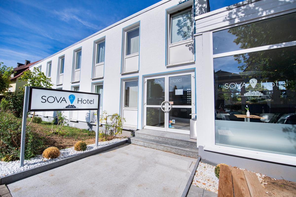 Frankfurter Straße 176, 34134 Kassel (SOVA Guesthouse)